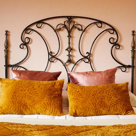 Luxury Singular Rosa Appartement